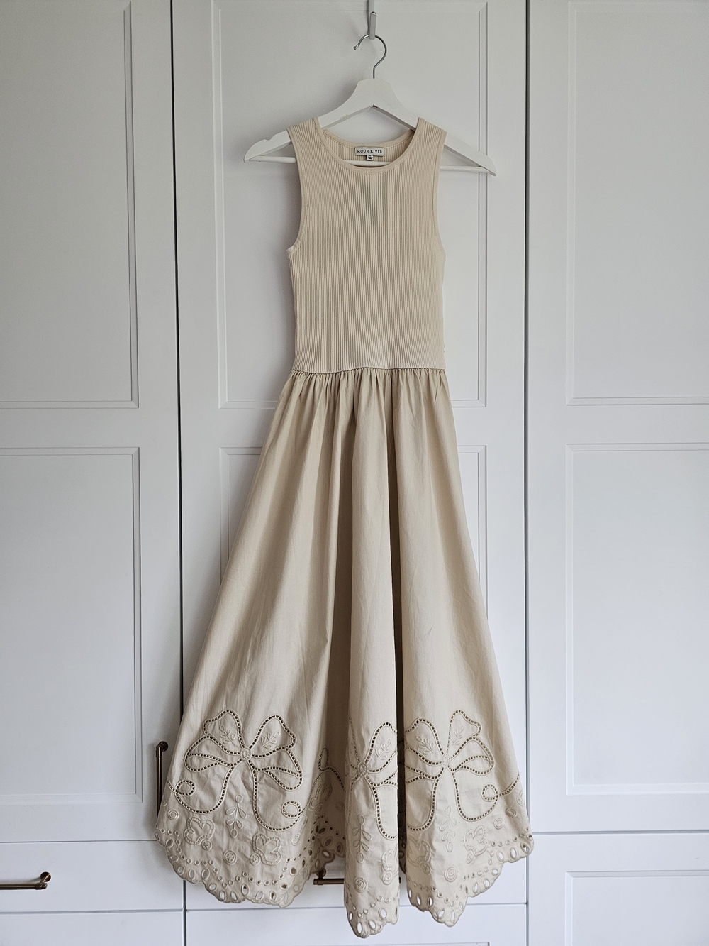 Moon River Cream Beige Eyelet Lace Ribbed Tank Summer Maxi Dress NWT $350 Size M